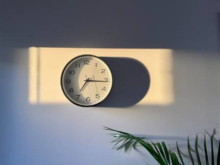 Choosing The Right Wall Clock For Your Home