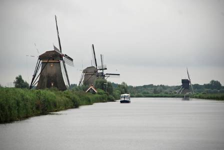 "Exploring the UNESCO World Heritage Windmills of Kinderdijk: Your Comprehensive Guide"