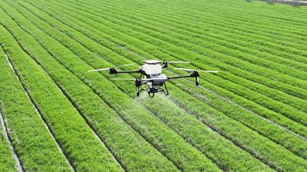 Agricultural Drones for Spraying Fertilizers & Pesticides